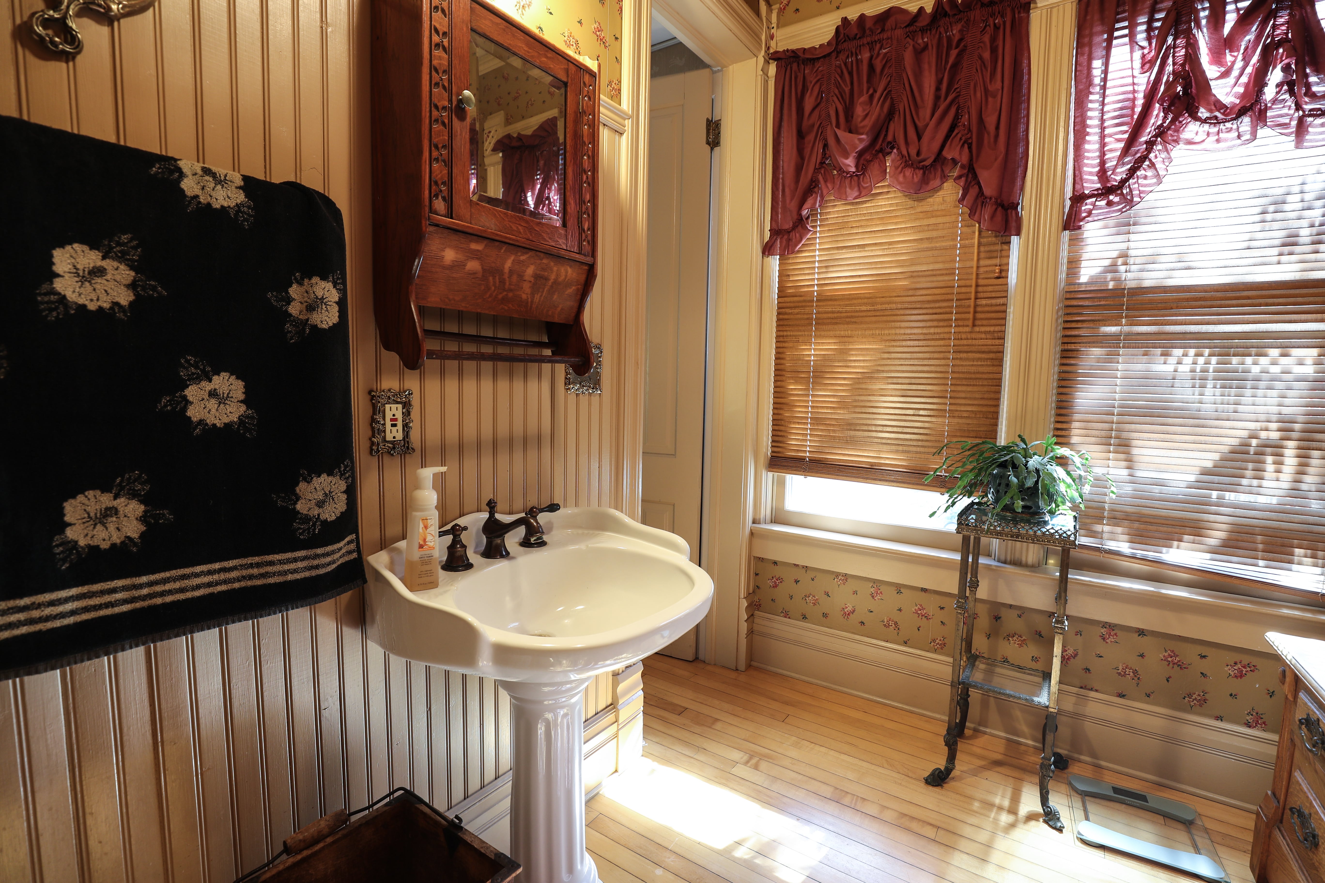 Downstairs Half Bath
